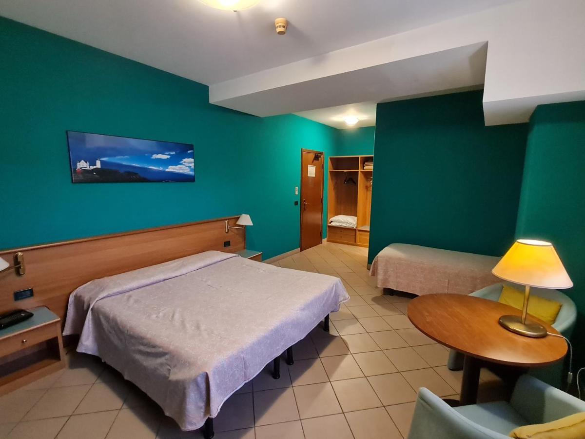 Modo Hotel Vercelli Exterior photo