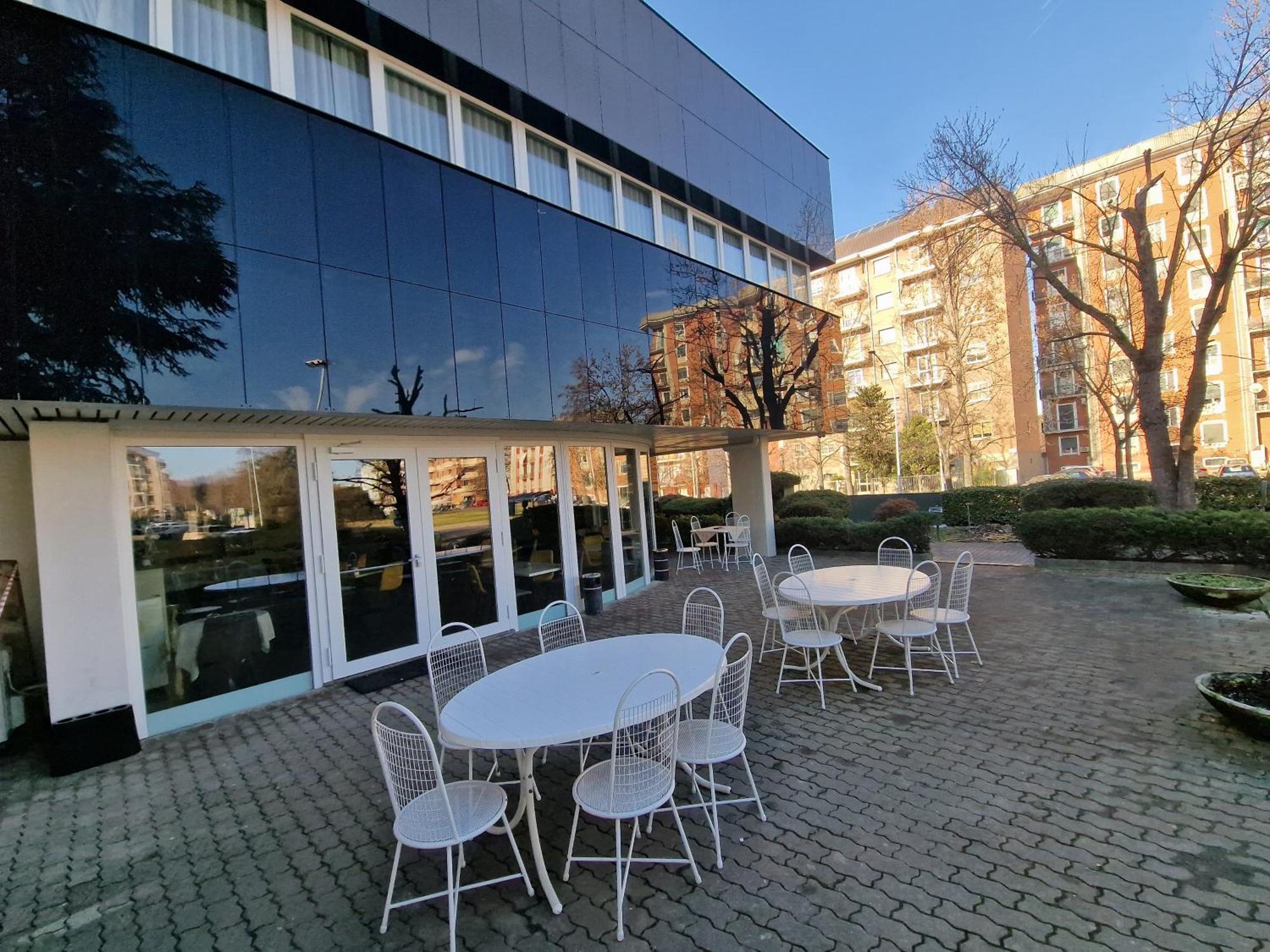Modo Hotel Vercelli Exterior photo